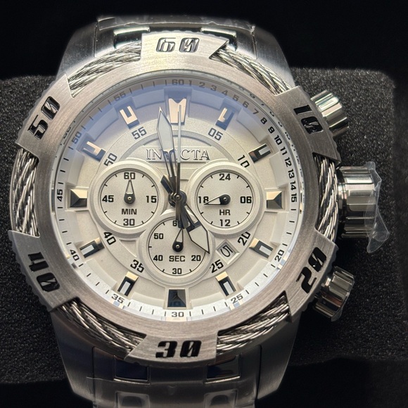 Invicta Men’s Specialty Silver Multifunctional Watch